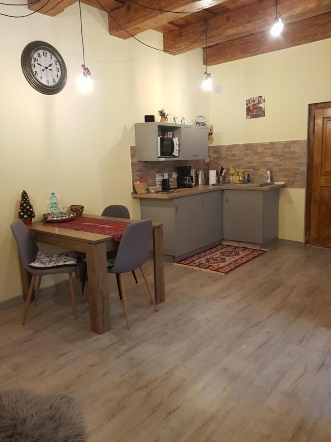 Ferienwohnung Weiss House Brașov Exterior foto