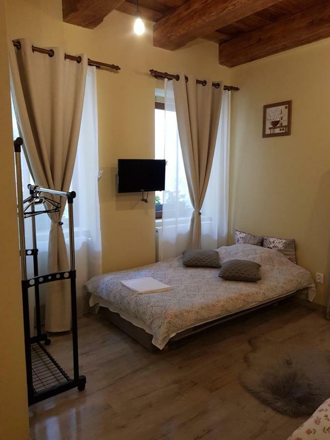 Ferienwohnung Weiss House Brașov Exterior foto
